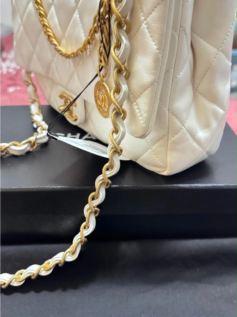 CHANEL White Quilted Leather Shoulder Bag with Gold Chain and Charm